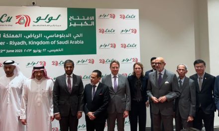 Ambassador Wong Joins Dignitaries at Grand Opening of Lulu Hypermarket