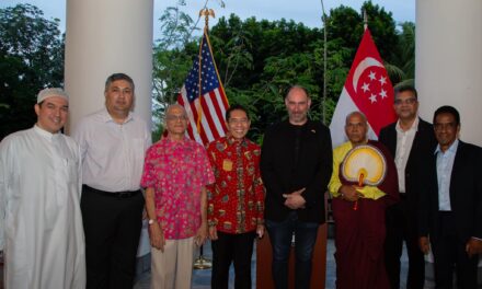 Ambassador Kaplan Hosts Buka Puasa with Dr. Maliki Osman, Second Minister of Foreign Affairs & Education