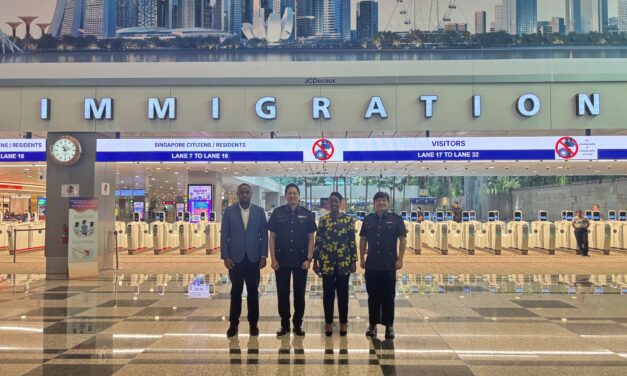 Rwandan Minister Paula Ingabire Explores Passport-Free Immigration System at Changi Airport